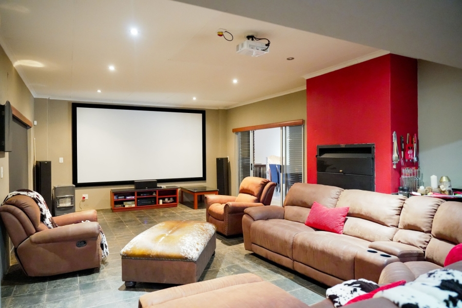 4 Bedroom Property for Sale in Wilkoppies North West